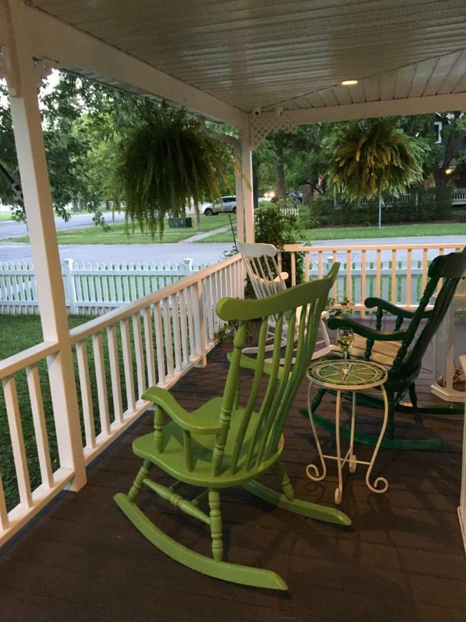 Finlay House Bed And Breakfast Niagara - On - The - Lake 외부 사진